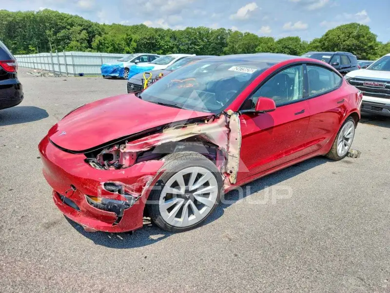 2022 Tesla Model 3 фото
