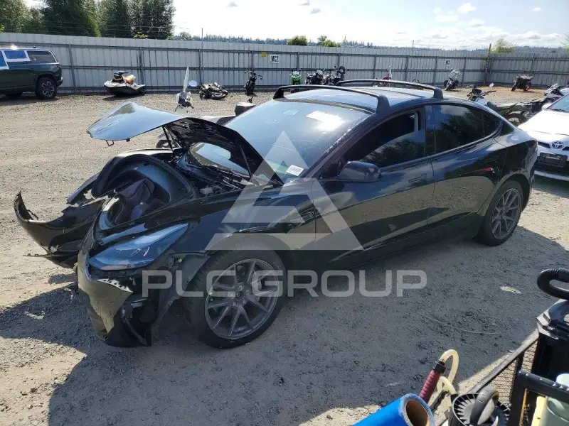 2022 Tesla Model 3 фото
