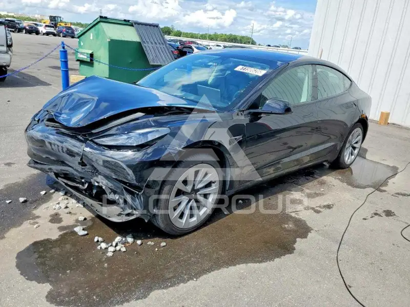 2022 Tesla Model 3 фото
