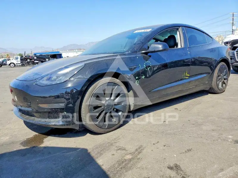 2022 Tesla Model 3 фото