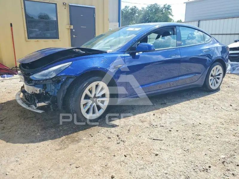 2022 Tesla Model 3 фото