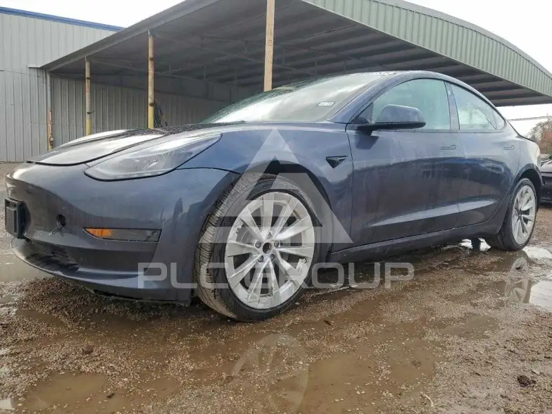 2022 Tesla Model 3 фото