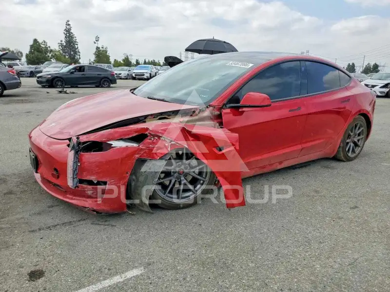 2022 Tesla Model 3 фото