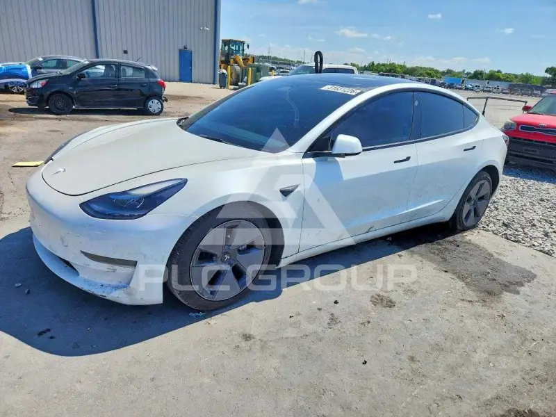 2022 Tesla Model 3 photo