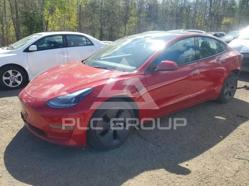 2022 Tesla Model 3 фото