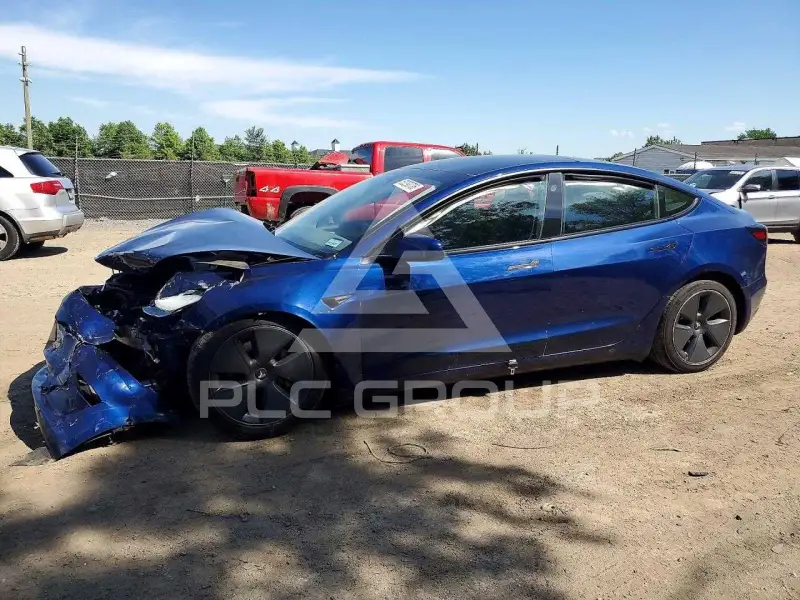 2022 Tesla Model 3 photo
