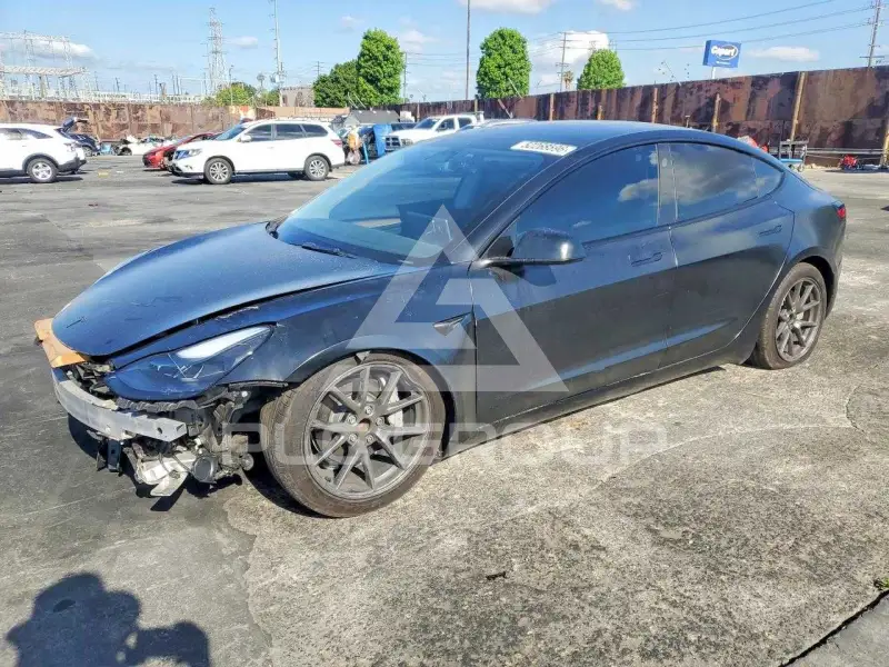 2022 Tesla Model 3 фото