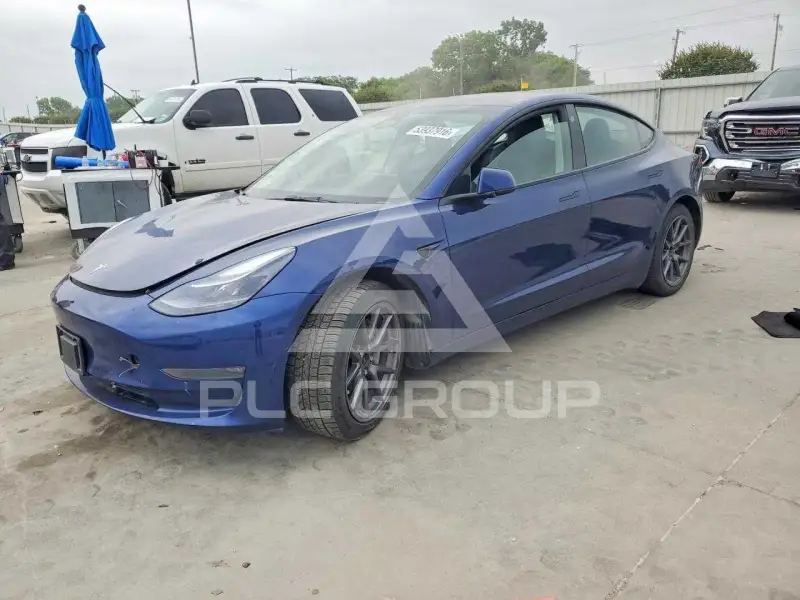 2022 Tesla Model 3 photo