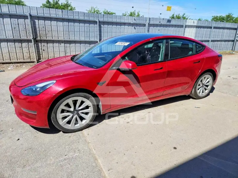2022 Tesla Model 3 фото
