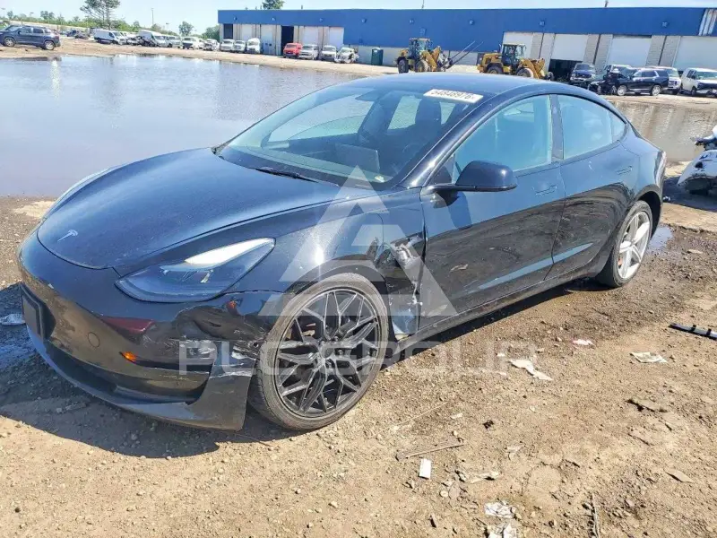 2022 Tesla Model 3 фото