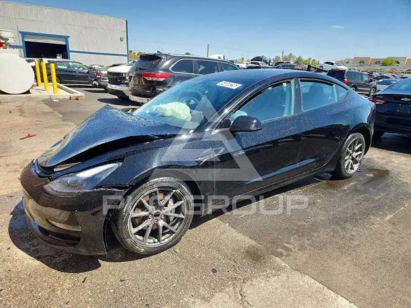 2022 Tesla Model 3 фото