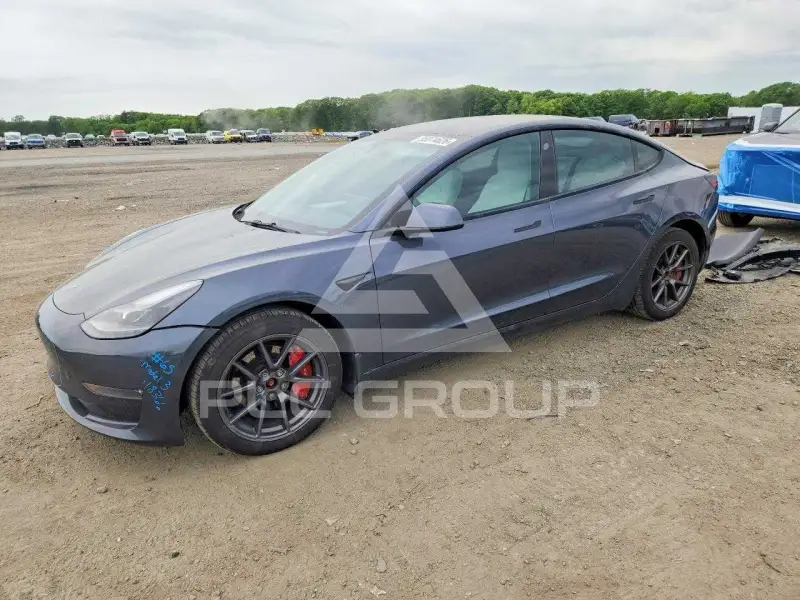 2022 Tesla Model 3 photo