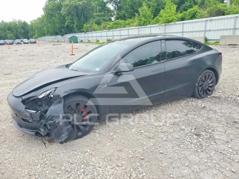 2022 Tesla Model 3 фото