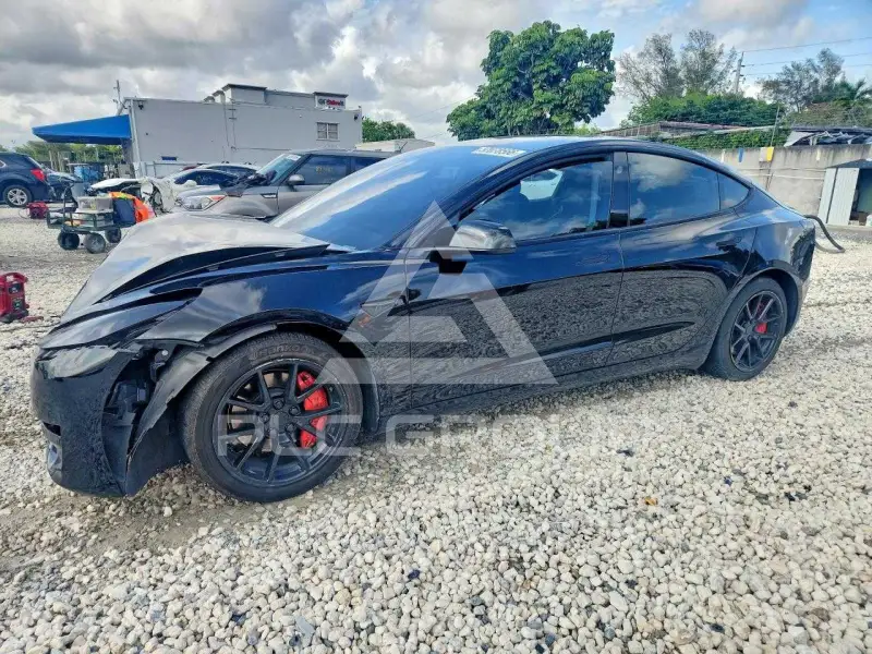 2022 Tesla Model 3 photo