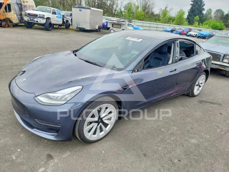 2022 Tesla Model 3 фото
