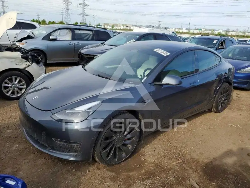 2022 Tesla Model 3 фото