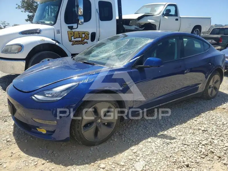 2022 Tesla Model 3 фото
