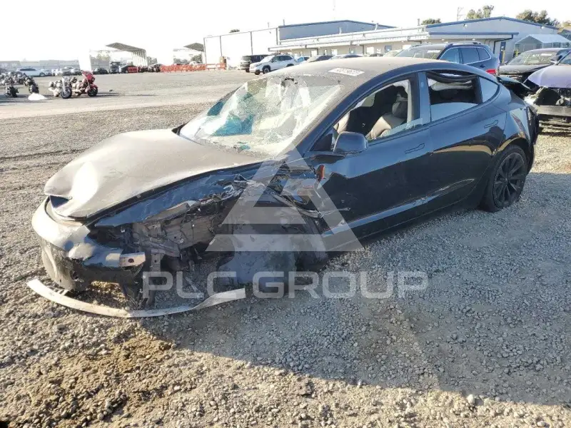 2022 Tesla Model 3 фото