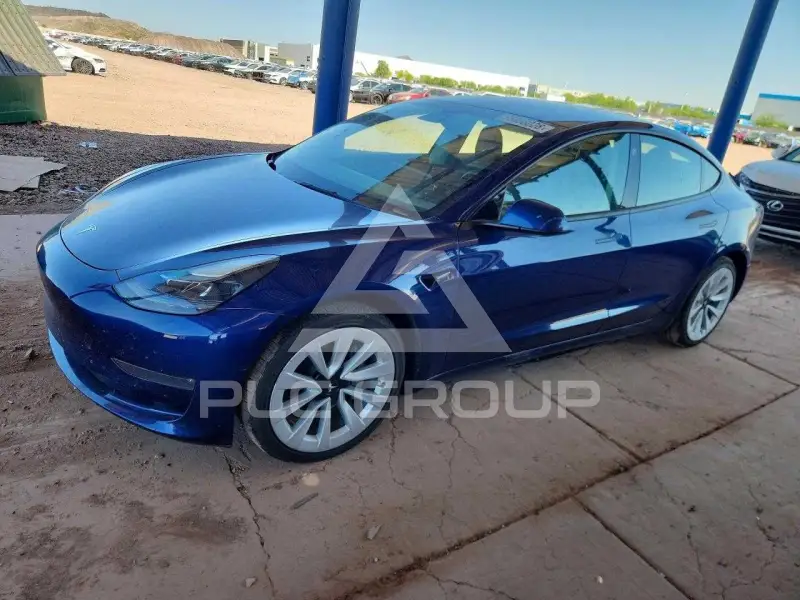 2022 Tesla Model 3 фото