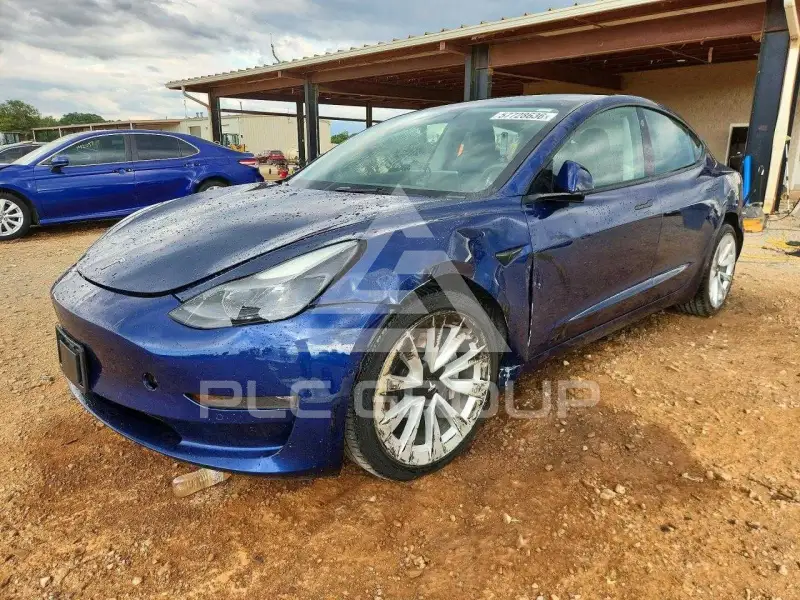 2022 Tesla Model 3 фото