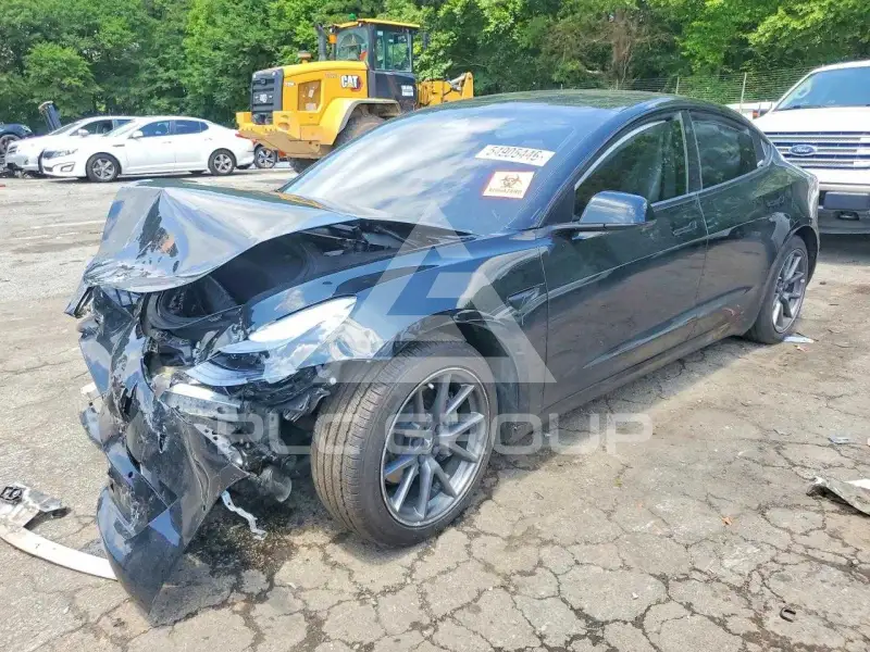 2022 Tesla Model 3 фото