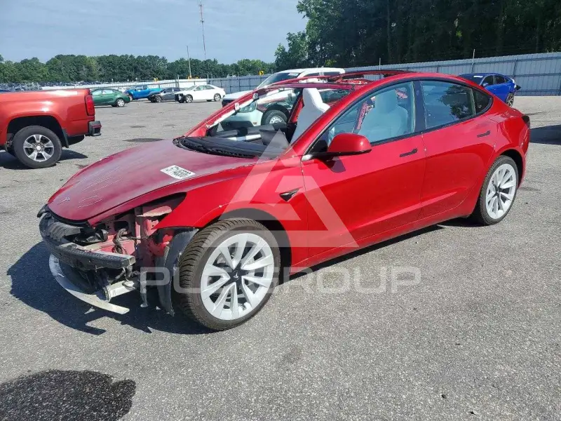 2022 Tesla Model 3 фото