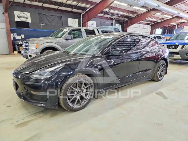 2022 Tesla Model 3 photo