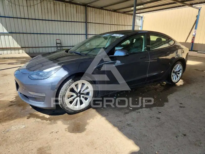 2022 Tesla Model 3 фото