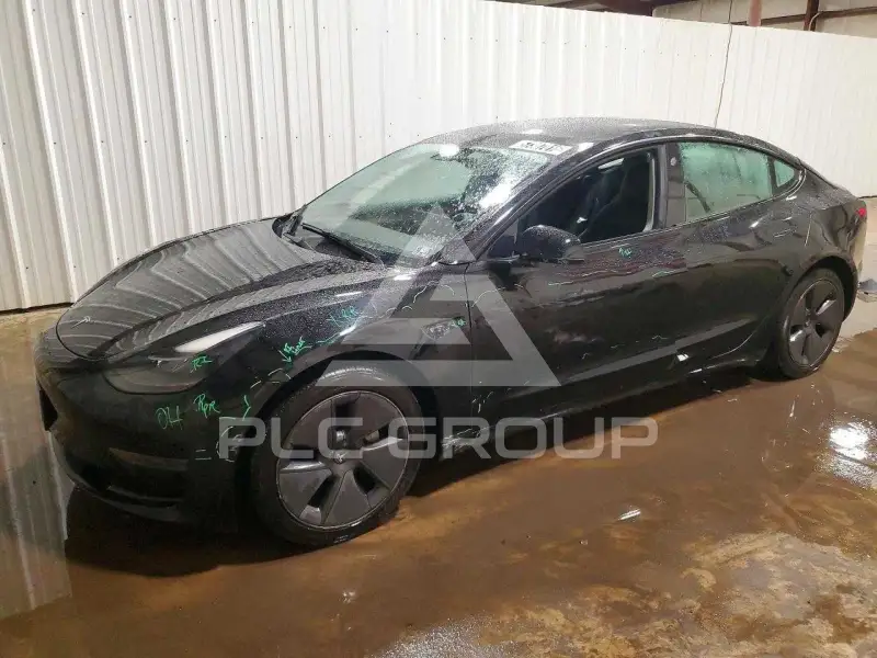2022 Tesla Model 3 фото