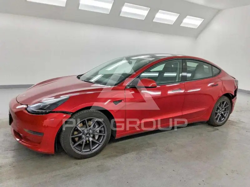 2022 Tesla Model 3 фото