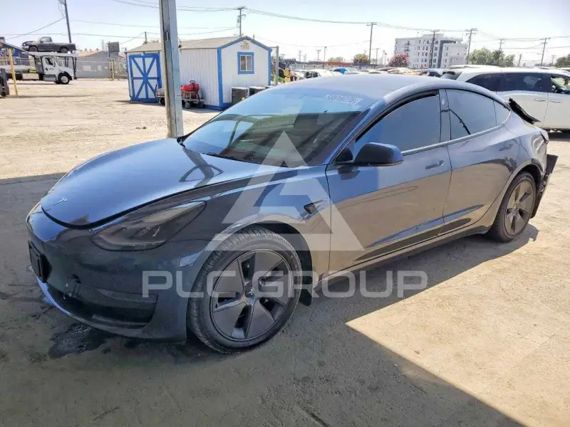 2022 Tesla Model 3 фото