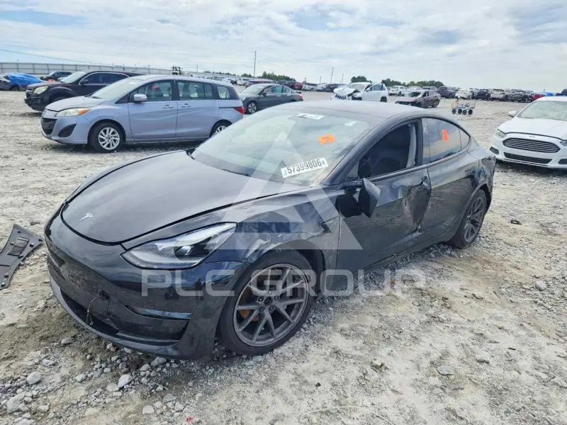 2022 Tesla Model 3 фото