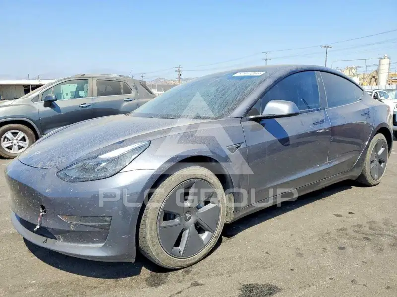2022 Tesla Model 3 фото