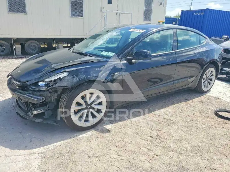 2022 Tesla Model 3 фото