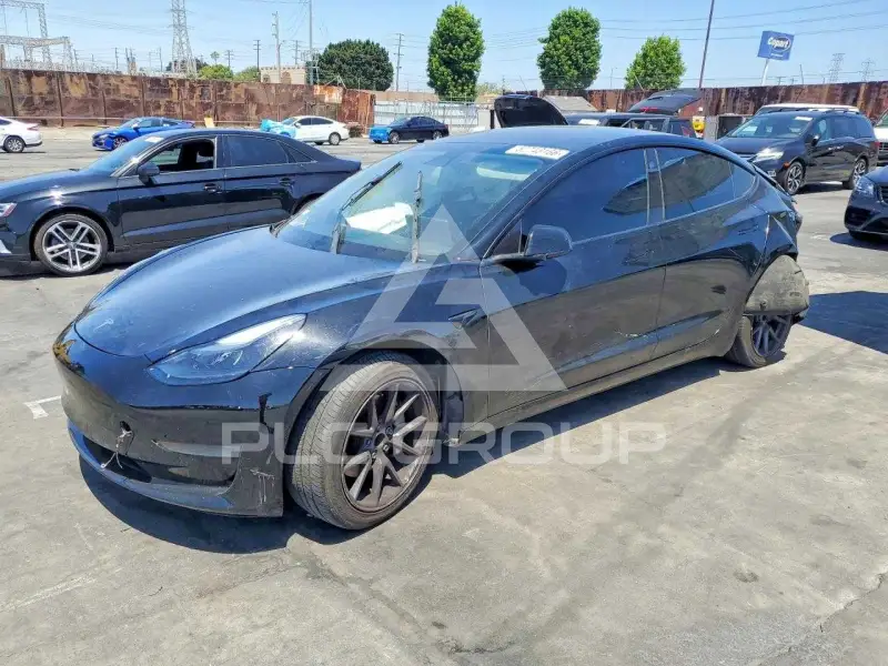 2022 Tesla Model 3 фото