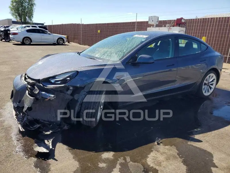 2022 Tesla Model 3 фото