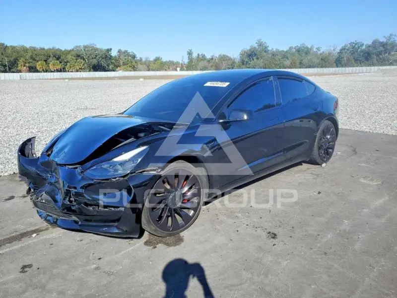 2022 Tesla Model 3 фото