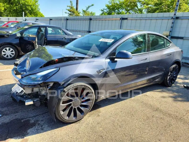 2022 Tesla Model 3 фото