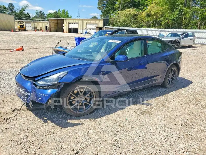 2022 Tesla Model 3 фото