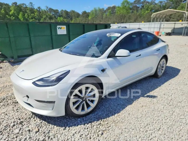2022 Tesla Model 3 фото