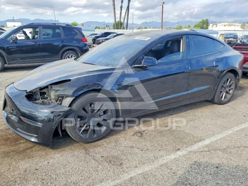 2022 Tesla Model 3 фото