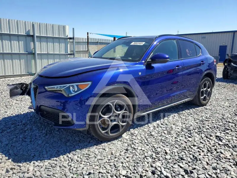 2022 Alfa Romeo Stelvio фото
