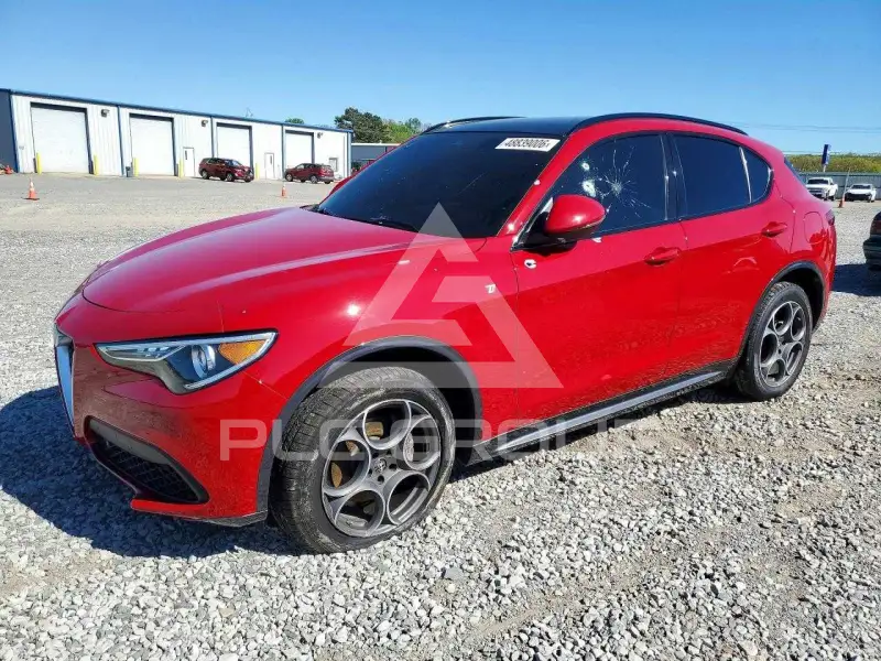2022 Alfa Romeo Stelvio photo