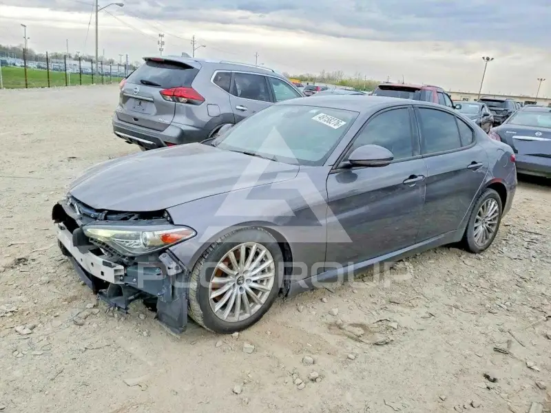 2022 Alfa Romeo Giulia photo