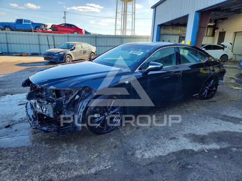 2022 Lexus ES300 фото