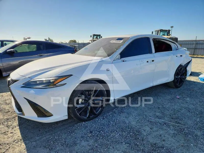 2022 Lexus ES300 photo