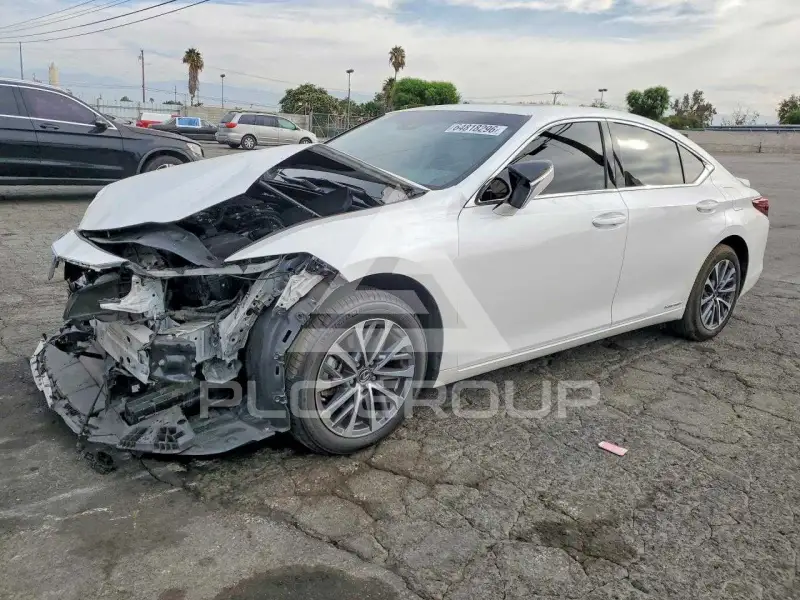 2022 Lexus ES300 фото