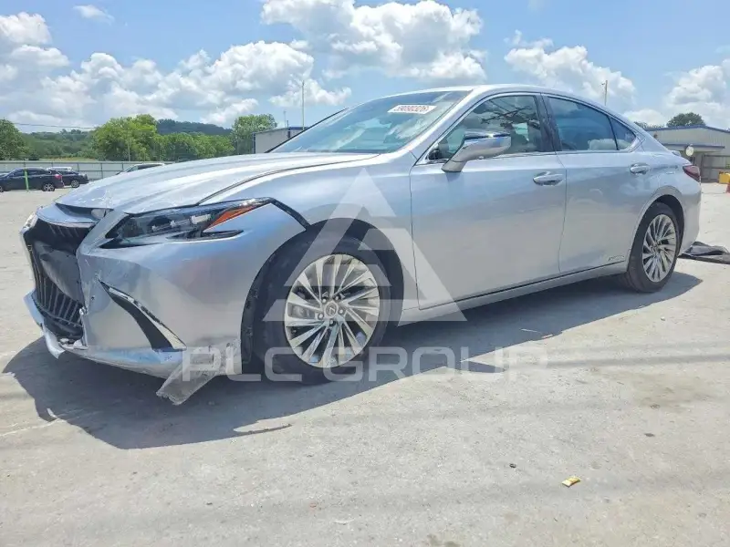 2022 Lexus ES300 фото