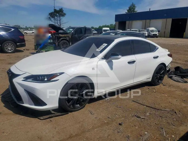 2022 Lexus ES300 фото