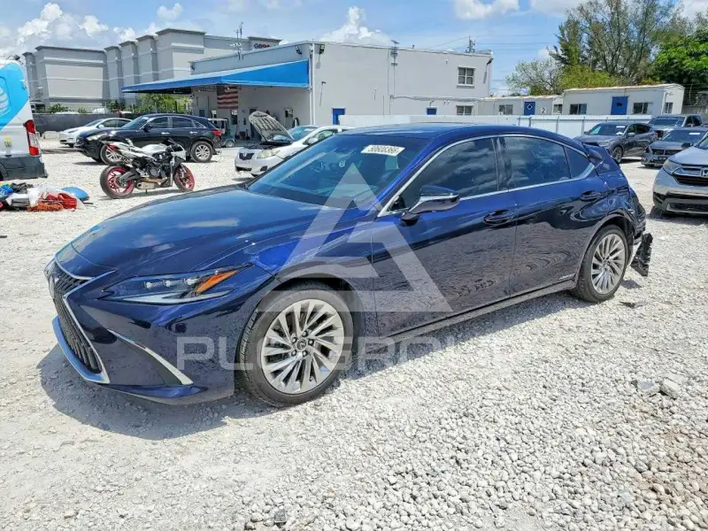 2022 Lexus ES300 фото